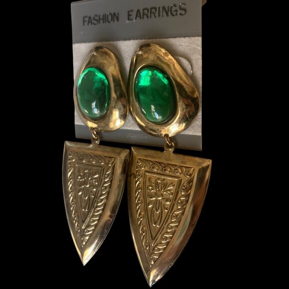 Vintage 80s Pierced Gold Tone Dangle Earrings Green Cabochon 3" Statement - Picture 2 of 7